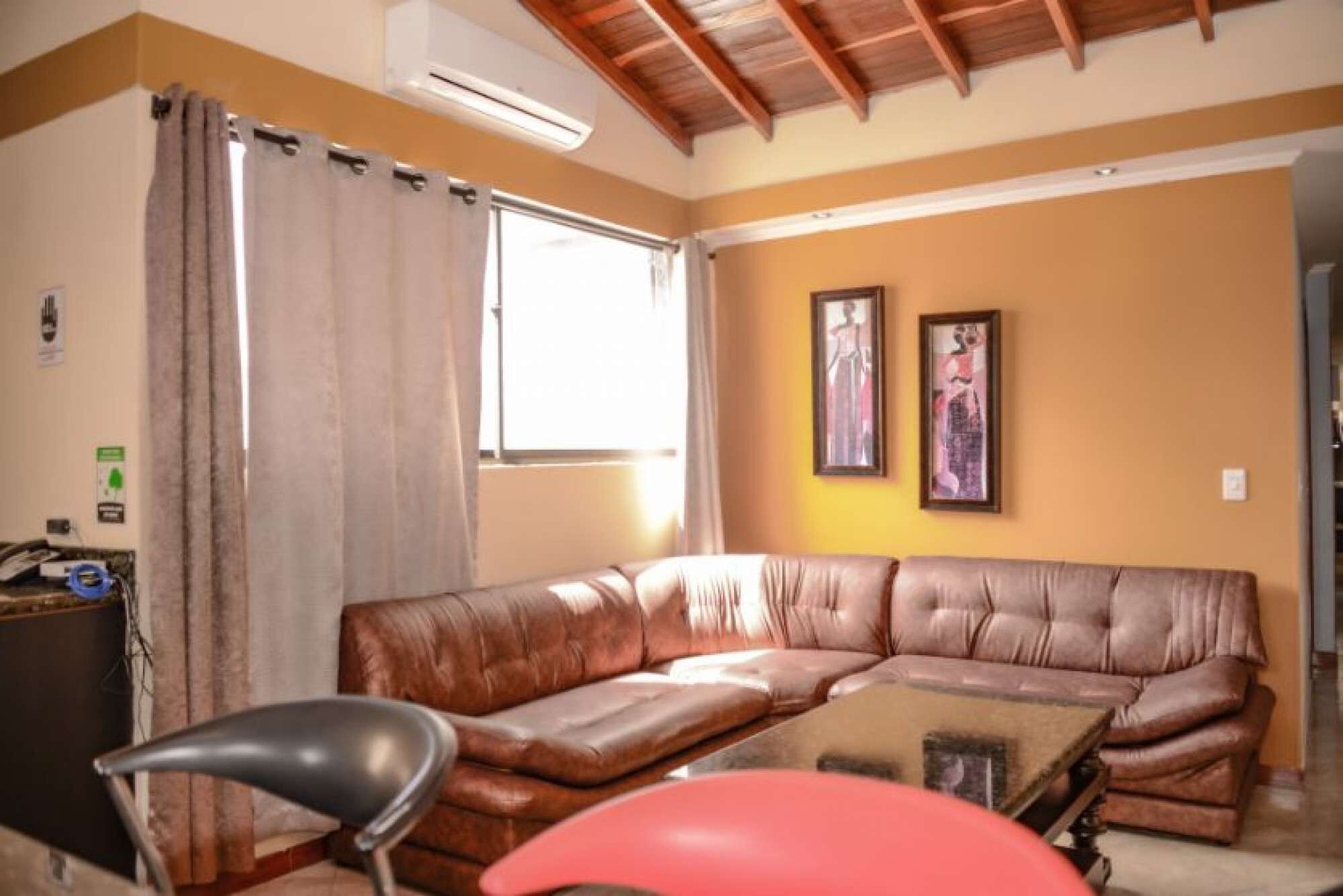 10 bedroom building combo Roof deck Private