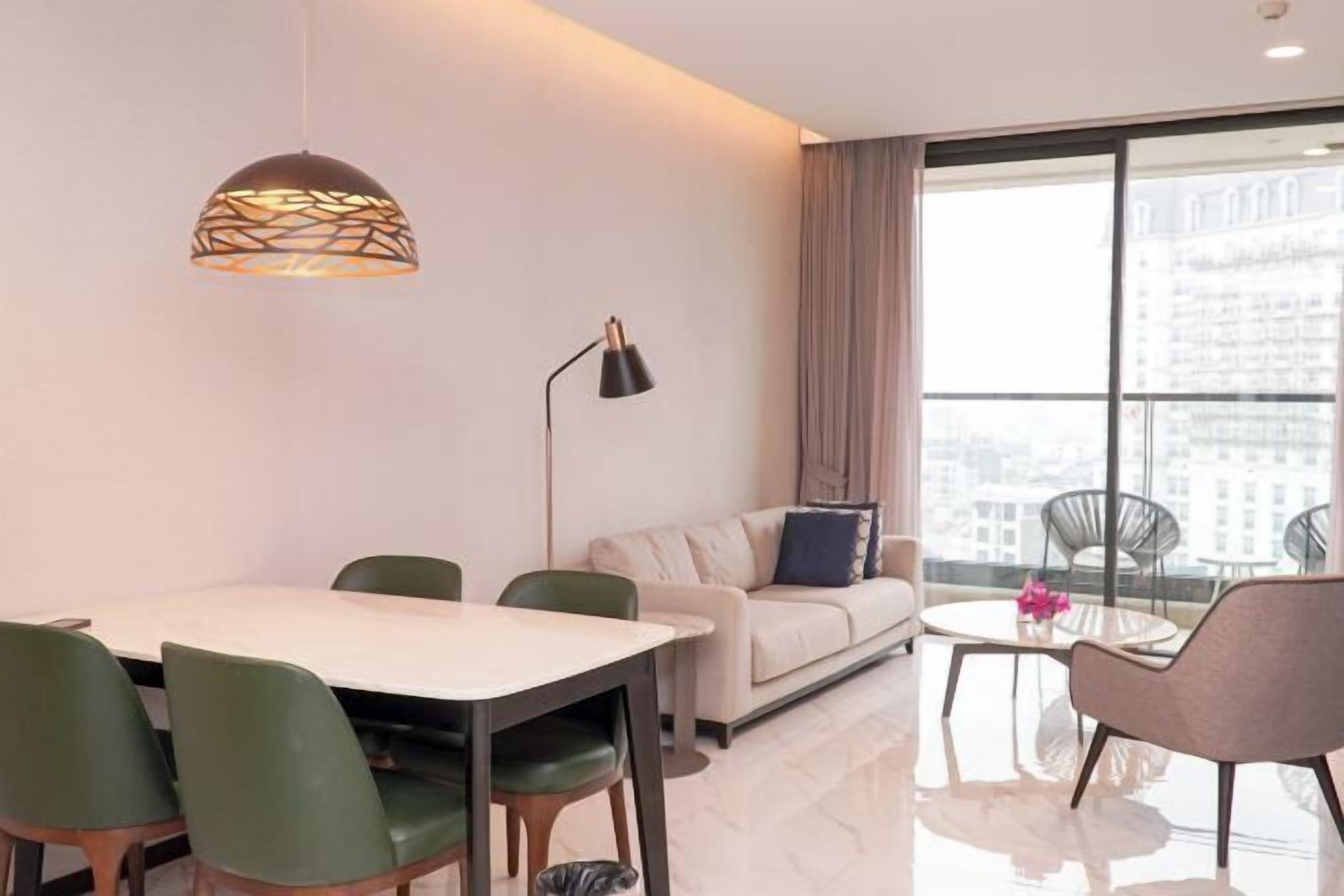 Zona de estar | Smart TV de 57 pulgadas con canales por cable