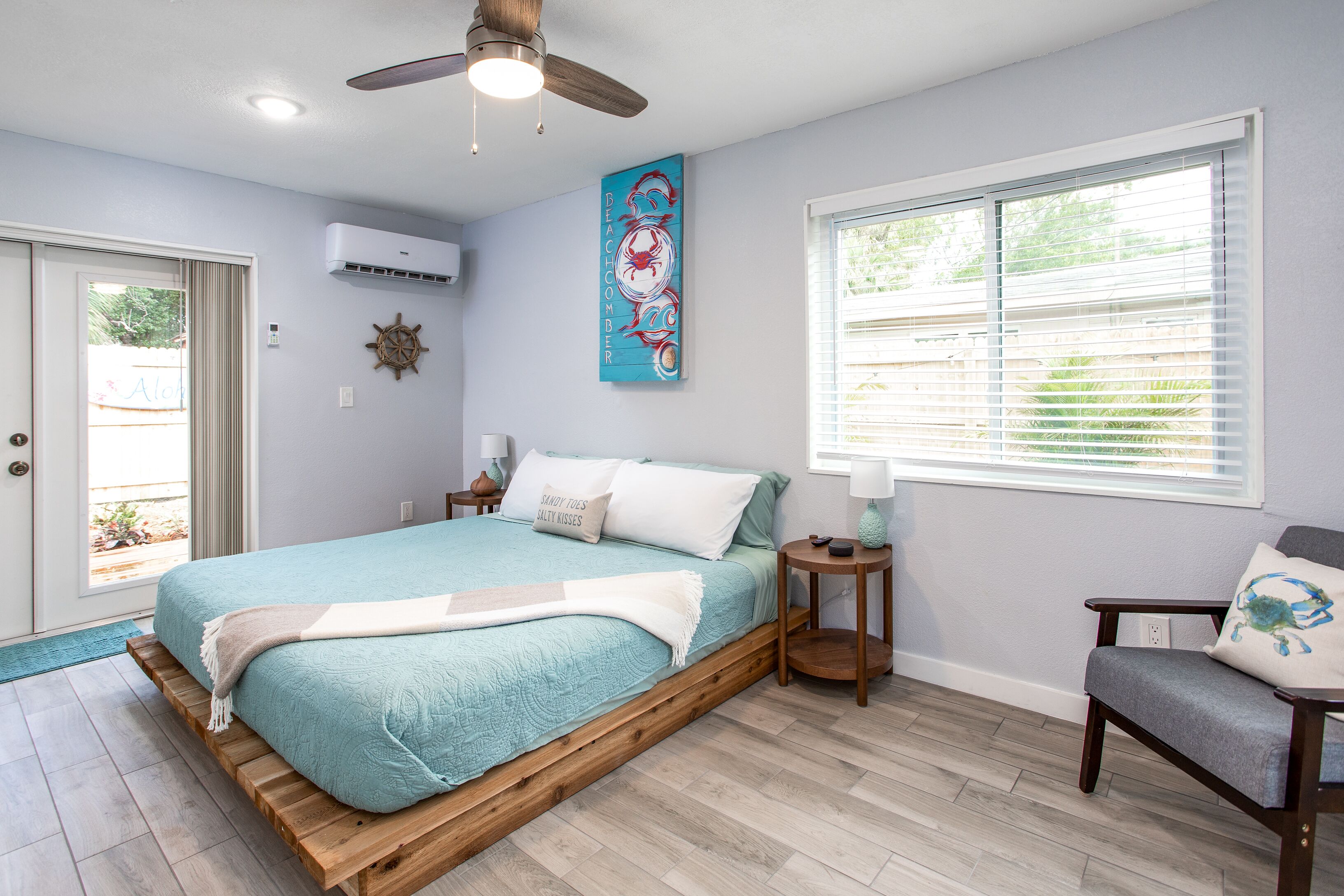 The Salty Crab Studio