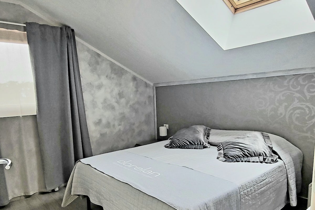 Quadruple Room, Ensuite (Camera 8)