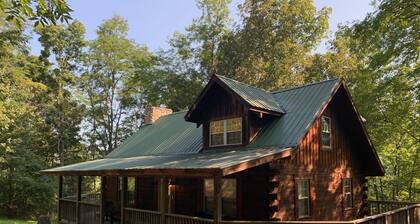 11 Beech - Cozy, Pet-Friendly Cabin!