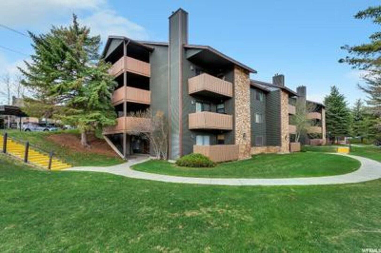 Cozy 2 Bed/Bath*Great Location* next to The Canyons