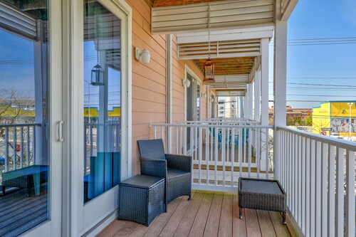 ⭐️Spacious Clean Townhouse Steps to Beach Pool⭐️