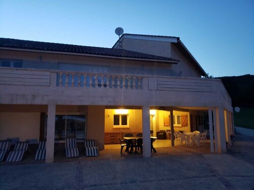 Rêve de Papillon - Un beau gîte dans une propriété de 5000m² près du Lot