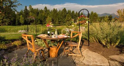 Gorgeous Property Located Just 30 Minutes From Glacier National Park