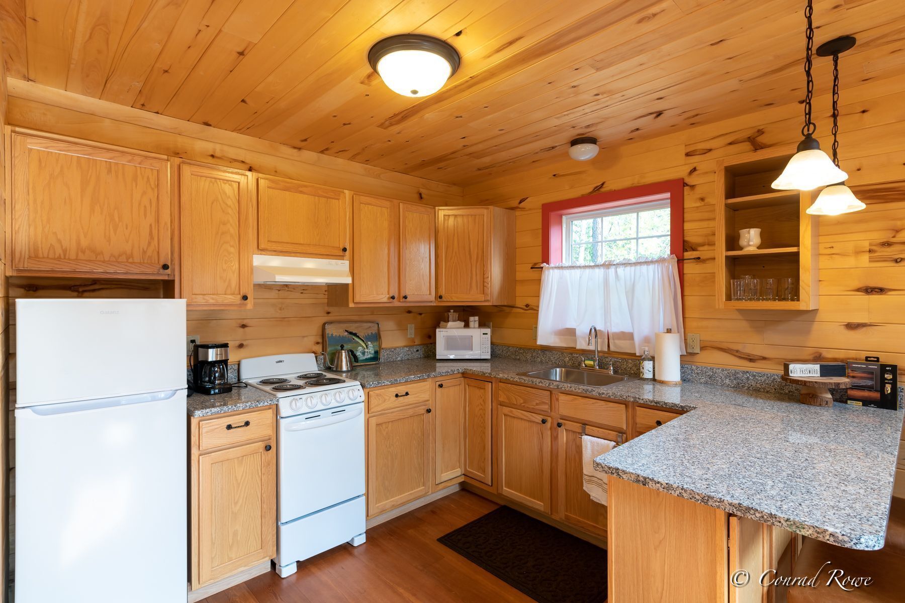 Gorgeous Property Located Just 30 Minutes From Glacier National Park