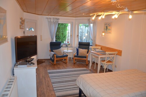 Beautiful, very quietly located vacation apartment between the Baltic Sea and the Bodden with sauna