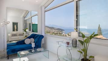 Villa | 1 bedroom, iron/ironing board, free WiFi, bed sheets