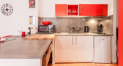 1 Bedroom Flat - Wifi, Air Conditionning / 1 to 5 People