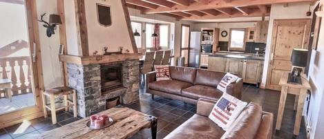 Télévision, cheminée