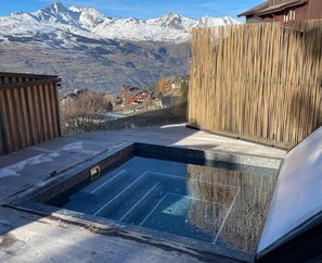 Pool - Le Chalet, a 12 person chalet with sauna, hot tub and you can ski from the door (Landry)