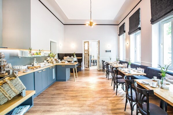 Dining - Anna 1908 (Berlin)