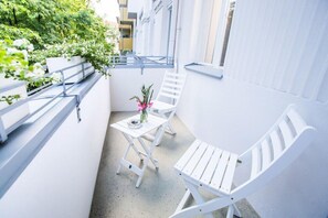 Property grounds - Anna 1908 (Berlin)