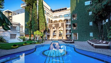 Piscina externa