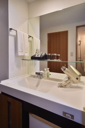 Bathroom - Dormy Inn Premium Sapporo (Sapporo)