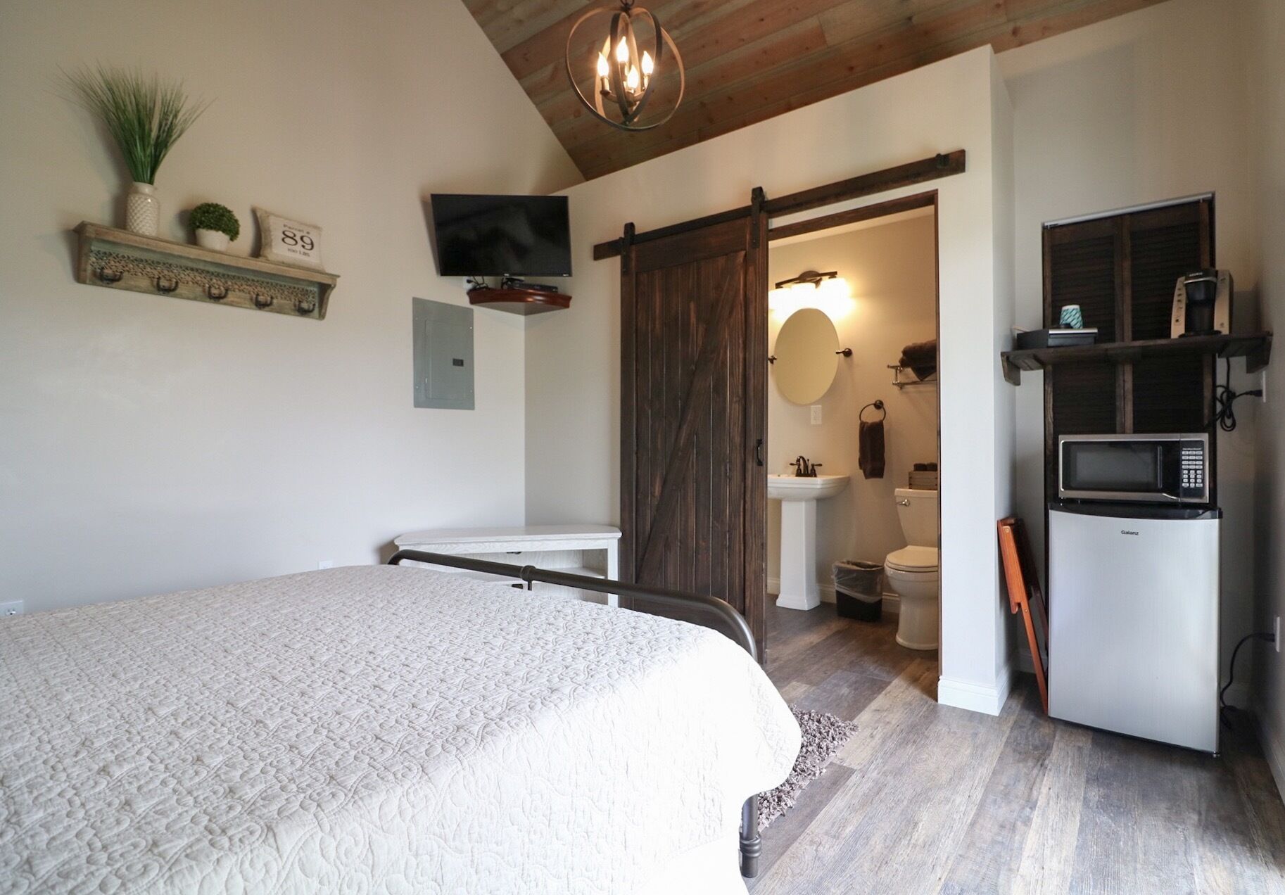 Caboose - Close to the Ark Encounter