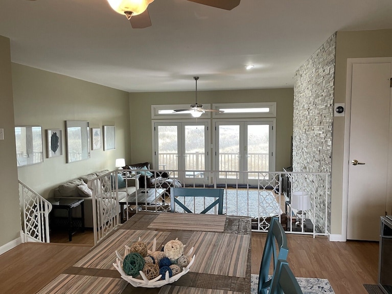 Oceanfront 4br Townhouse-great Location Aug 26-aug 29 Available - Brigantine, NJ