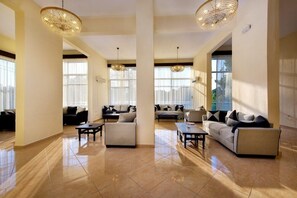 Living area - Amalia Hotel (Corfu)