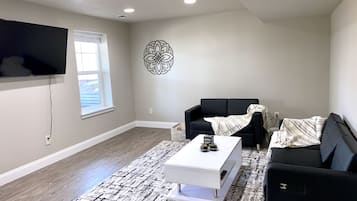 Smart TV, video games, stereo