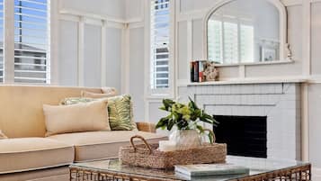 TV, Netflix, streaming services