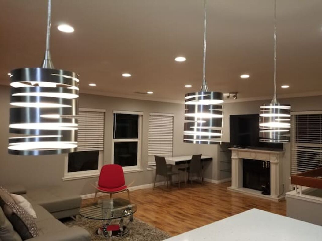 Large Luxury HM Walk to Stanford *Fully Sanitized