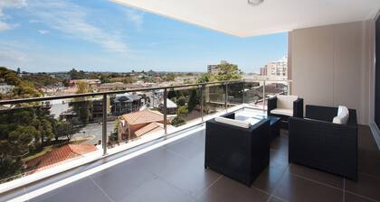 Modern and Spacious 2BR Bondi Junction Apartment Close to Everything