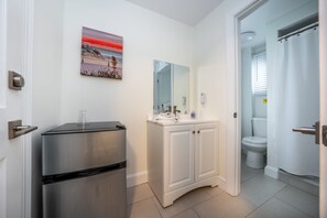 Een douche, een haardroger