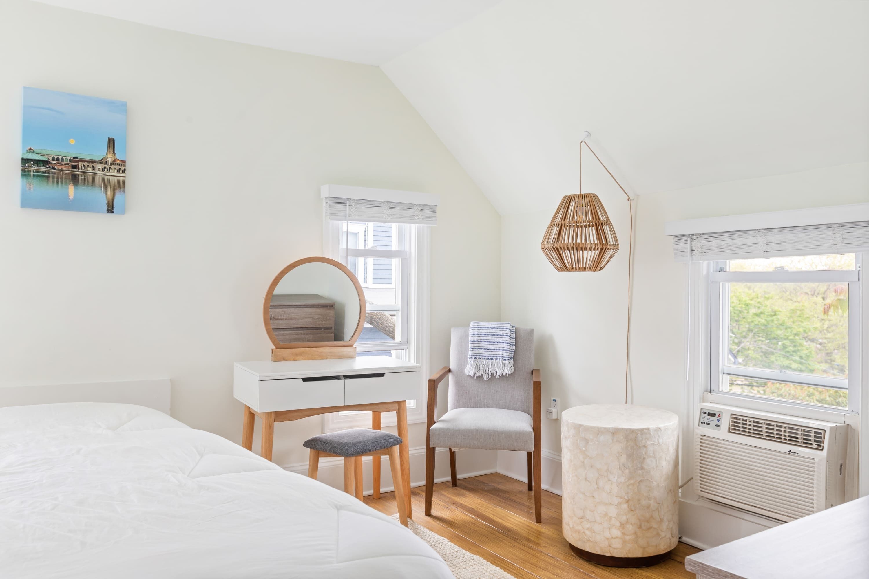 The Melrose- 3C, Private Bed & Bath