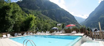 LES 2 ALPES / VENOSC : Le Lodge ★ SAUNA ★ BILLARD ★ SWIMMING POOL (summer) ★ 5 rooms
