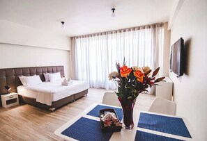 1 bedroom, iron/ironing board, travel cot, free WiFi - Modern Studio in Athens- Psyri,Monastiraki square. (Athens)