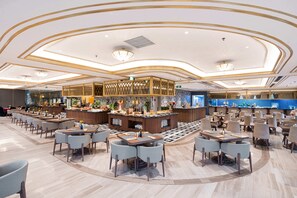 Daily local cuisine breakfast for a fee - Dolce by Wyndham Hanoi Golden Lake (Hanoi)