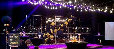 Outdoor pool, open 6:00 AM to 10:00 PM, pool umbrellas, pool loungers