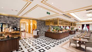 Päivittäinen paikallinen aamiainen (517500 VND per henkilö)