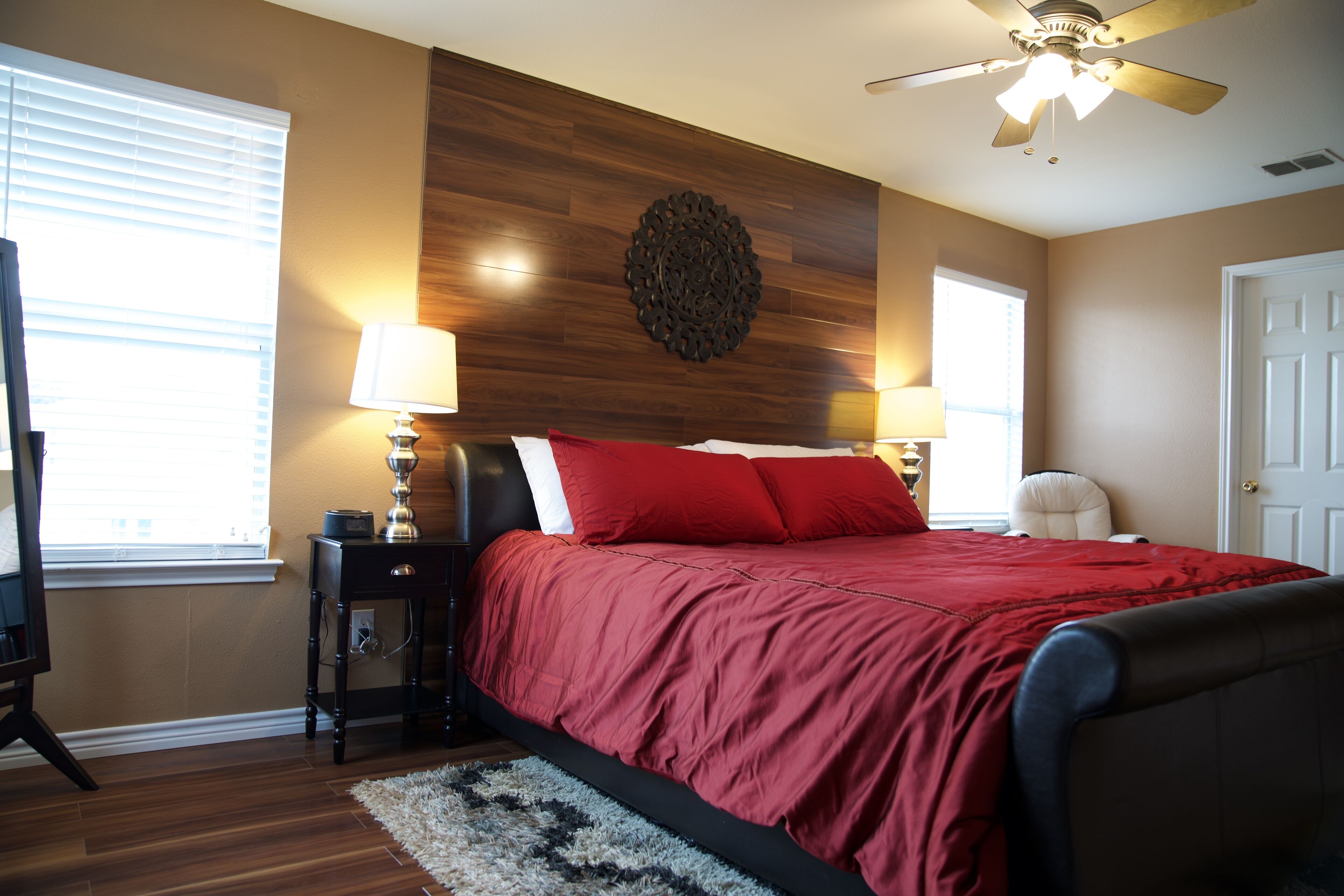 3 bedrooms, iron/ironing board, travel crib, WiFi