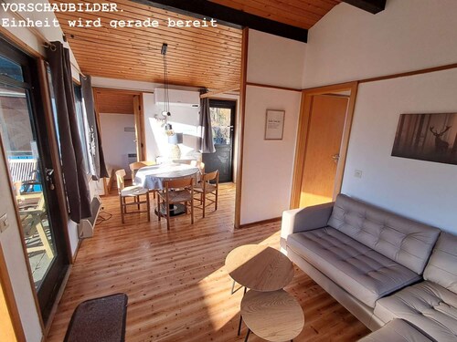 Entspannung PUR direkt am Wald und nur 750m bis zum Strand in unserem Retro Chalet Nr 4
