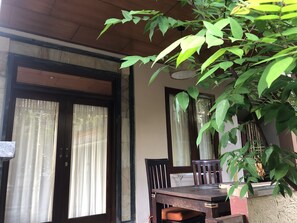 Outdoor dining - Live in Family compound Ubud (Ubud)