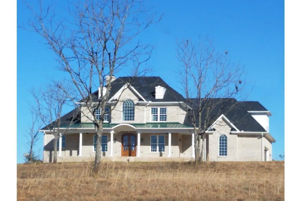 Game weekend getaway