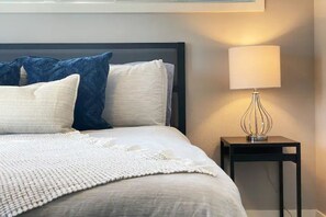4 bedrooms, in-room safe, iron/ironing board, WiFi