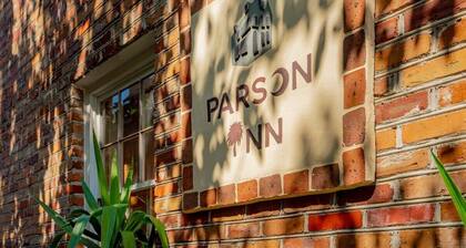 ⭐Free Parking⭐ - Walk to Downtown & MUSC