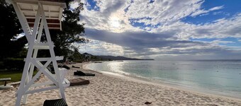 Seawind on the Bay Studio