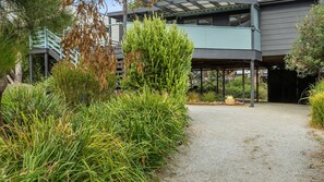Property grounds - C-WEED - located in beautiful Smiths Beach (Smiths Beach)