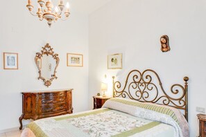 2 habitaciones, tabla de planchar con plancha y wifi 