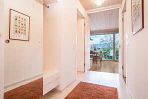 Interior - Comfy Apartment ‘Rosenblüte’ on idyllic Family Farm House (Lindau)