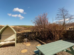 Terrace/patio - Sunflower Cottage by Interhome (Bridge of Marnoch)