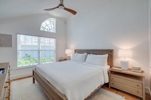 1 bedroom, iron/ironing board, free WiFi, bed sheets - Steps to Beach - The Cozzi Cottage by SeaBreeze Vacation (Holmes Beach)