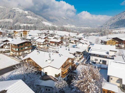 Bel appartement en Itter avec terrasse