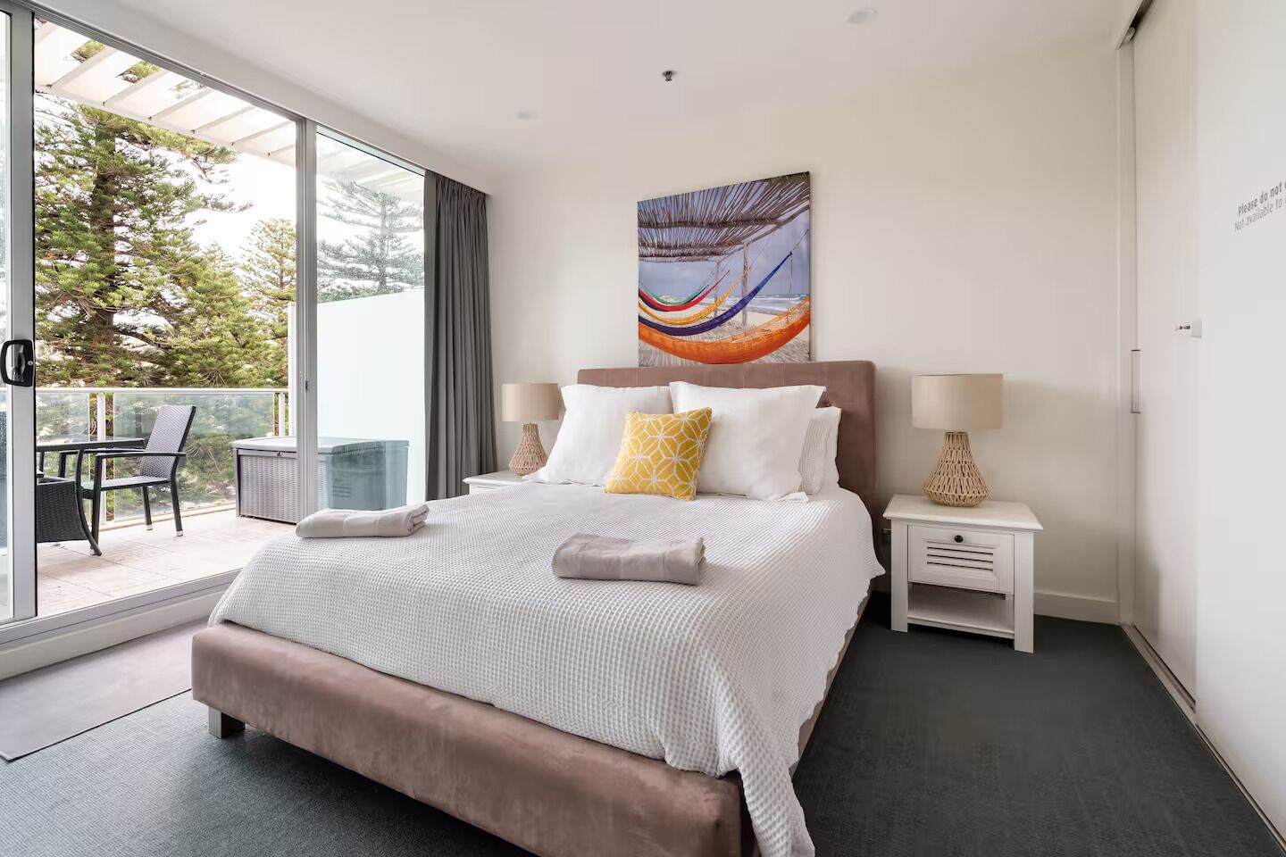 2 bedrooms, desk, iron/ironing board, free WiFi