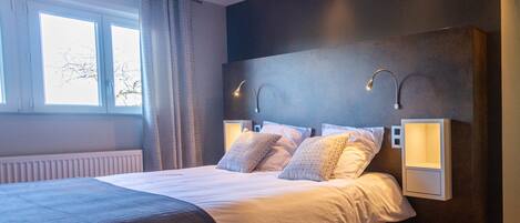 4 Schlafzimmer, Bügeleisen/Bügelbrett, Reisekinderbett, kostenloses WLAN