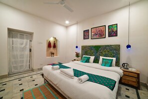 3 slaapkamers, een bureau, een strijkplank/strijkijzer, gratis wifi