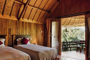 Habitación Deluxe con 1 cama doble o 2 individuales | Escritorio, wifi gratis, ropa de cama